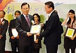 축하합니다! FEBICO 농업위원회, 행정 원에 의한 과학 기술 농업 관련 산업 부문을위한 혁신적인 연구 분류 및 기술 응용 프로그램 범주 모두에 지명된다.